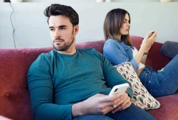 how to tell if an Aries man is interested in someone else how to tell if an Aries man is interested in someone else