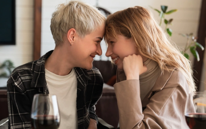 What sign does Taurus fall in love with