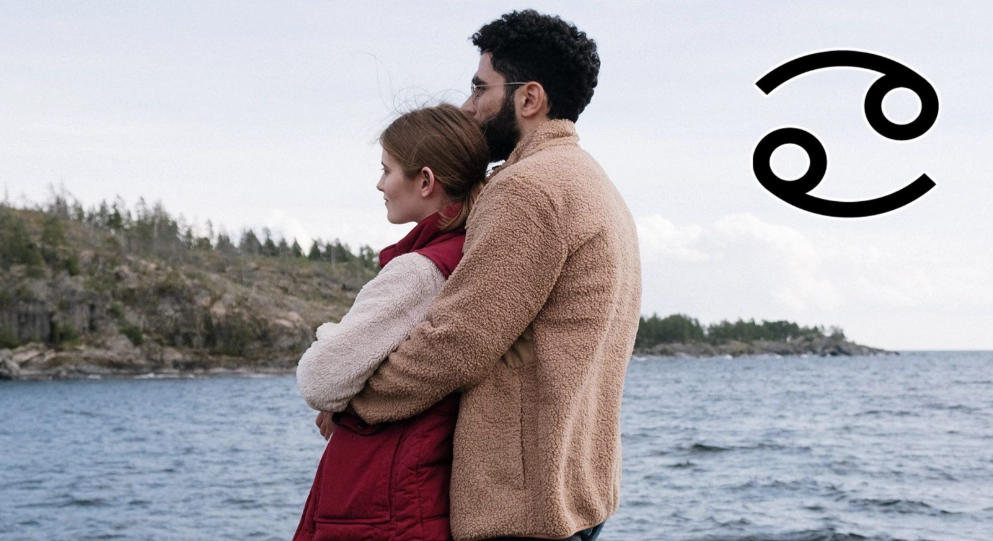 Cancer man love signs Cancer man love signs